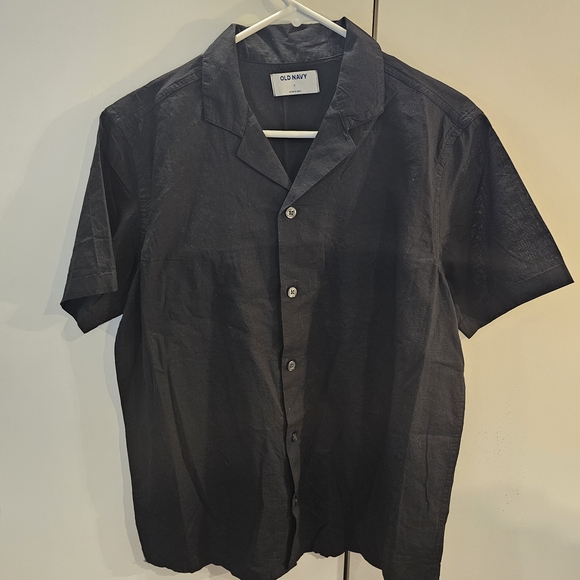 Old Navy Men's Black Short Sleeve Button Down Shirt With Palm Tree On Back - Picture 1 of 6